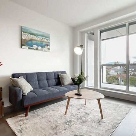 Spacious New Apartment With Working Space@Oakridge Vancouver Exteriér fotografie