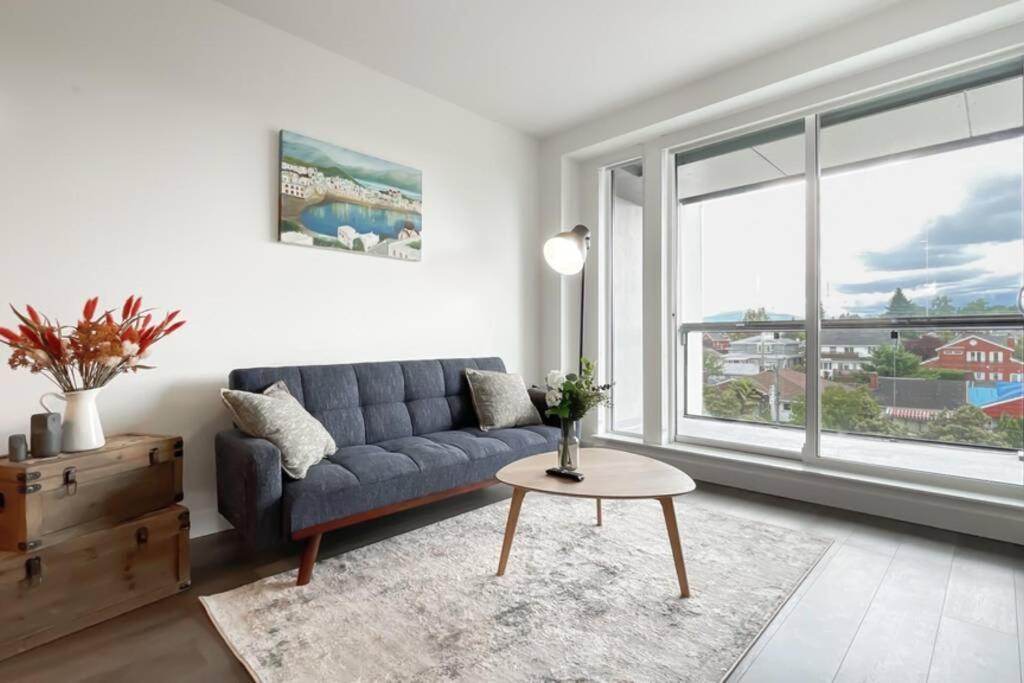 Spacious New Apartment With Working Space@Oakridge Vancouver Exteriér fotografie