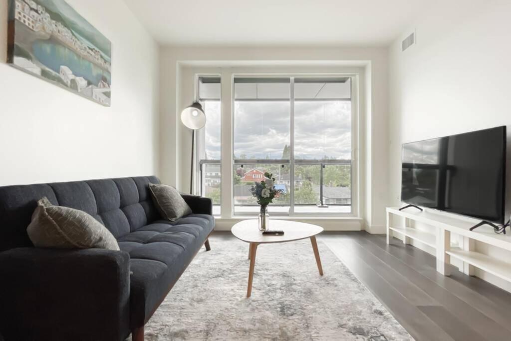 Spacious New Apartment With Working Space@Oakridge Vancouver Exteriér fotografie